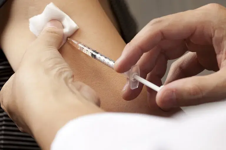 HPVワクチンや予防接種をご希望の方へ